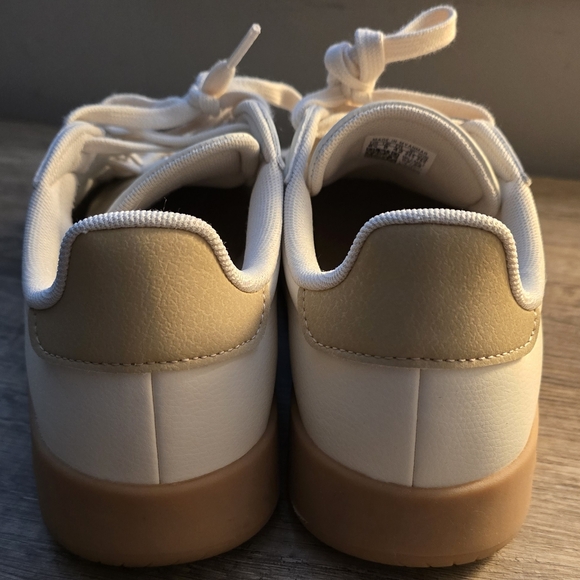 Adidas Barreda Beige and Brown Sneakers - Picture 5 of 6